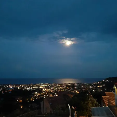Il Poggio Del Castello Camilla בית נופש *