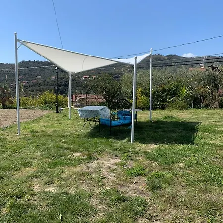 Il Poggio Del Castello Camilla בית נופש דיאנו קסטלו